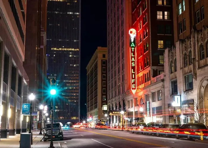 Luxe Downtown Retreat * Tulsa